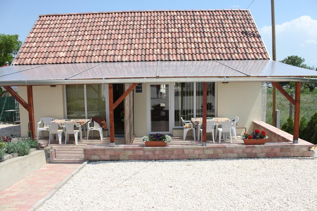 Szép Kert Vendégház Szekszárd Exterior foto