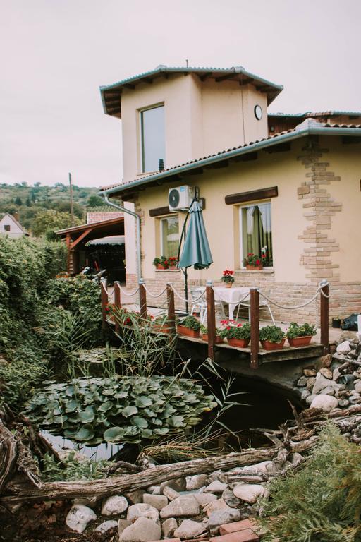 Szép Kert Vendégház Szekszárd Exterior foto